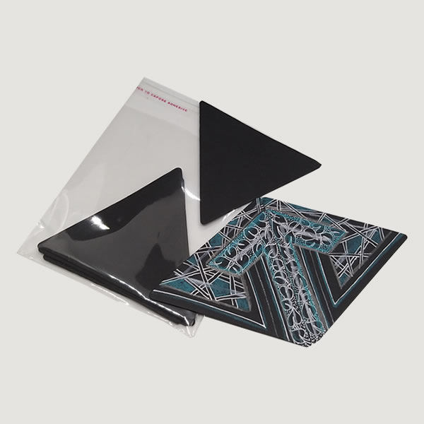 BLACK Triangles / 3Z Tiles
